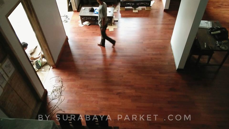 harga ongkos pasang lantai kayu parket Kecamatan Ra'as Sumenep
